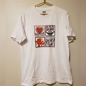 Uniqlo White Short Sleeve Tee with Graphic Design